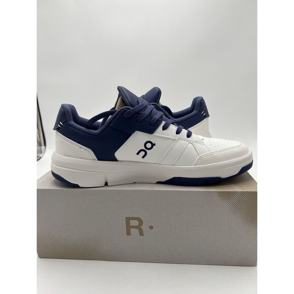 On The Roger Clubhouse Men Tennis Shoe Size 8.5 Color White & Acai New in Box * - Picture 7 of 10